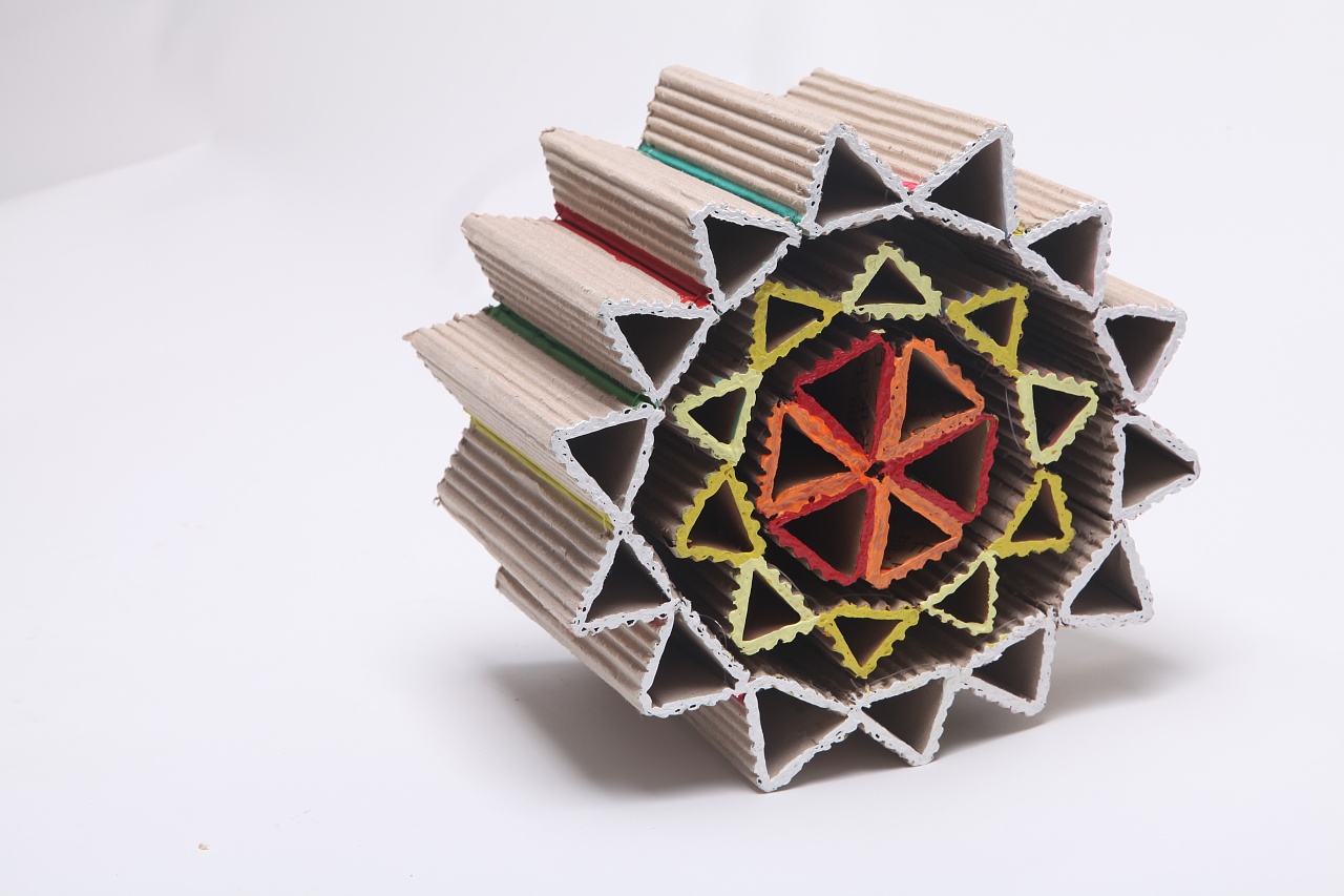 如何避免紙箱制作模切壓線不直？